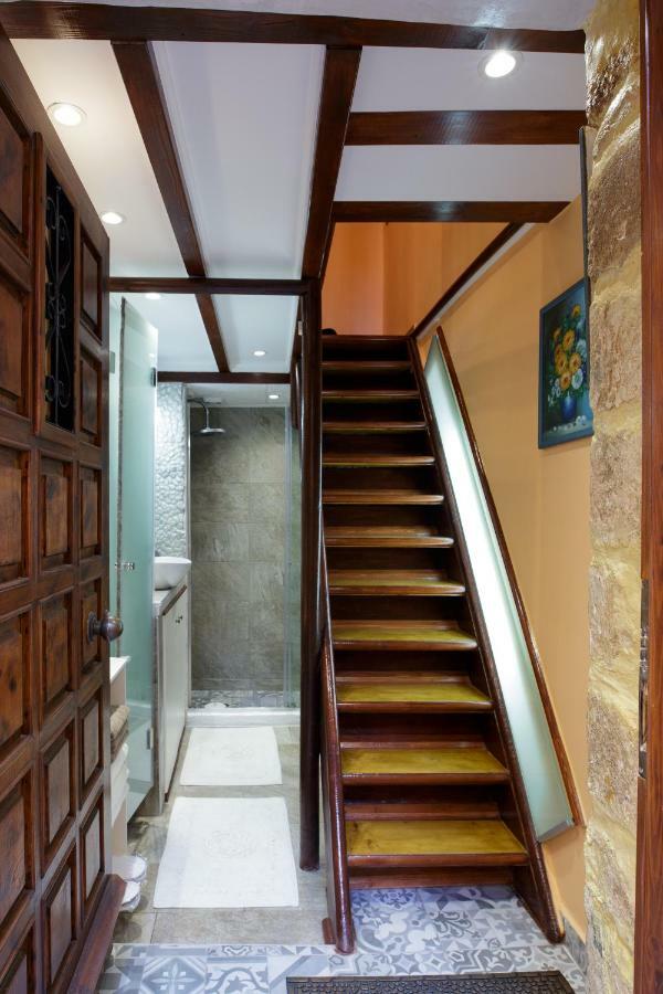 Sali Chelidonaki Boutique Suite Ханя Екстериор снимка