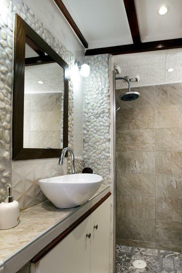 Sali Chelidonaki Boutique Suite Ханя Екстериор снимка