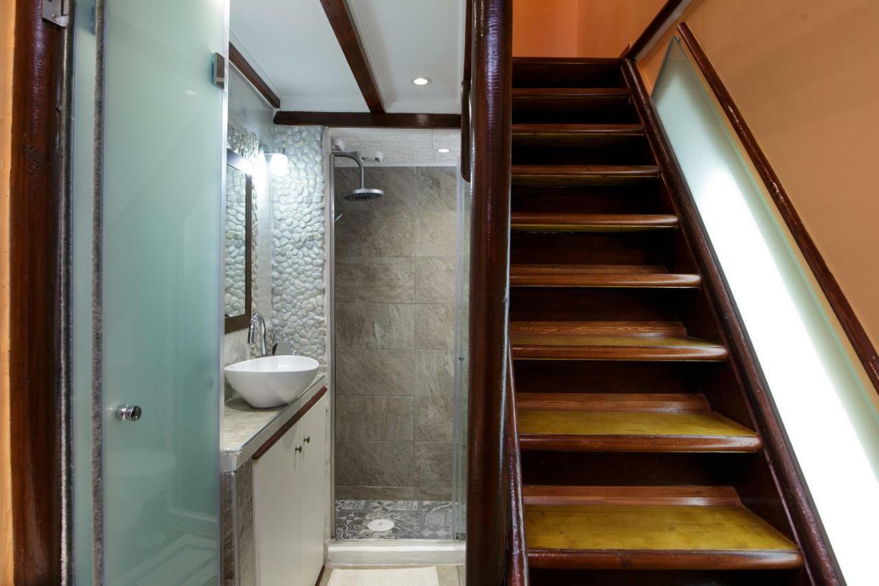 Sali Chelidonaki Boutique Suite Ханя Екстериор снимка