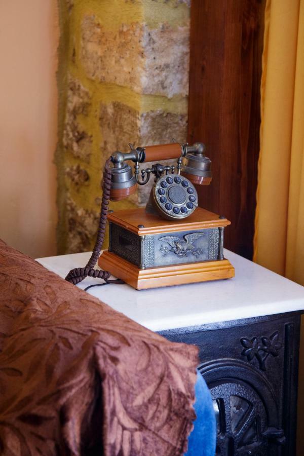 Sali Chelidonaki Boutique Suite Ханя Екстериор снимка