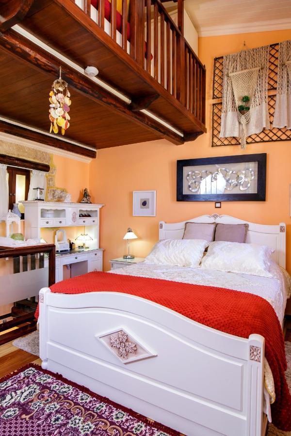 Sali Chelidonaki Boutique Suite Ханя Екстериор снимка
